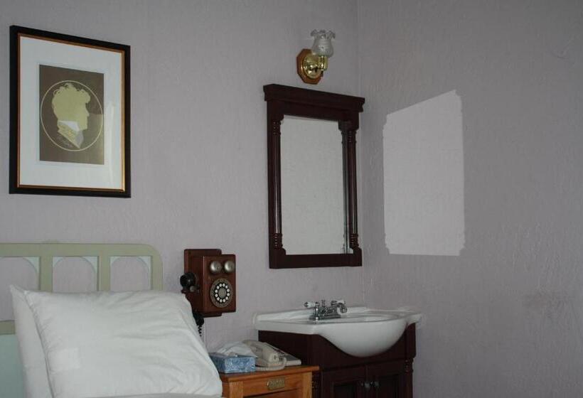 غرفة قياسية, Alaskan Hotel And Bar