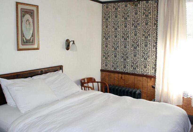 غرفة قياسية مزوَّدة بمطبخ, Alaskan Hotel And Bar