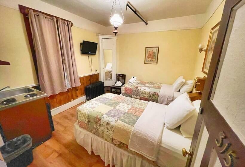 غرفة إقتصادية حمام مشترك, Alaskan Hotel And Bar