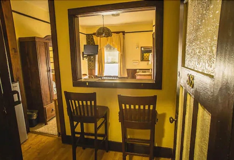 غرفة قياسية, Alaskan Hotel And Bar