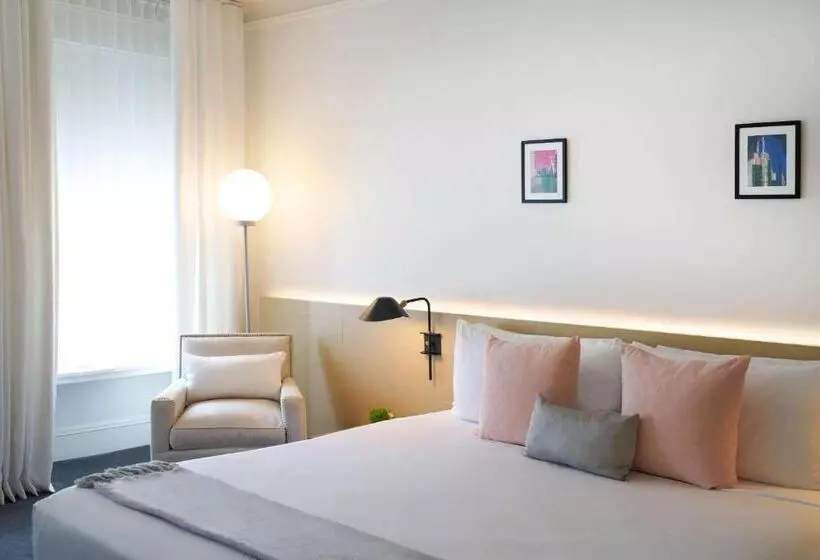 اتاق استاندارد, The Chicago Hotel Collection Ambassador Gold Coast