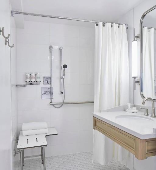 身障者適用スタンダードルーム, Annapolis Waterfront Hotel, Autograph Collection