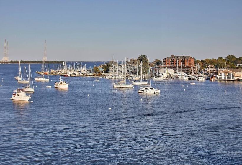 デラックスルーム, Annapolis Waterfront Hotel, Autograph Collection