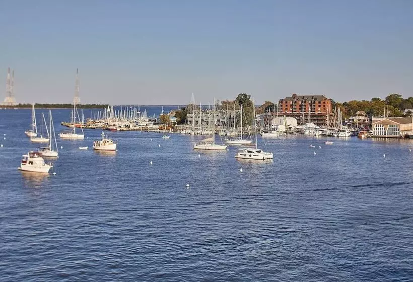 デラックスルーム, Annapolis Waterfront Hotel, Autograph Collection