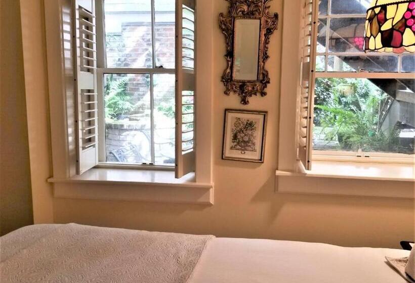 豪华房间, Ballastone Inn