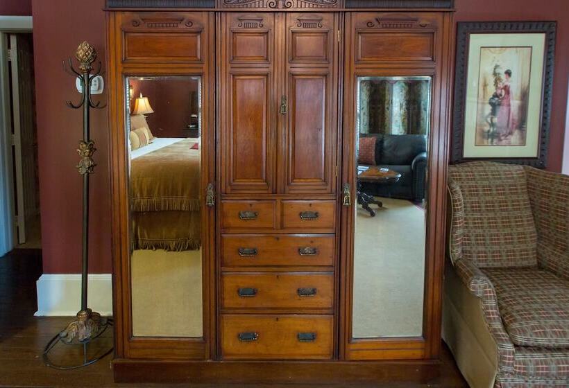 标准间, Ballastone Inn