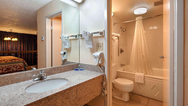 스위트 킹사이즈 침대, Best Western Tulsa Airport