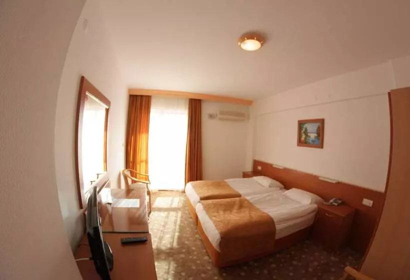 Standard-huone, Billurcu