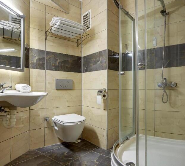 스탠다드 룸, Billurcu