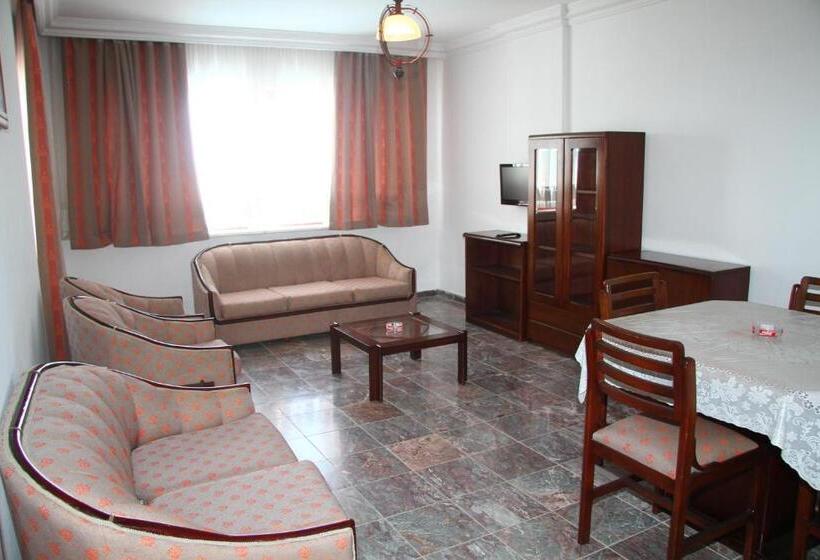 패밀리 룸, Billurcu