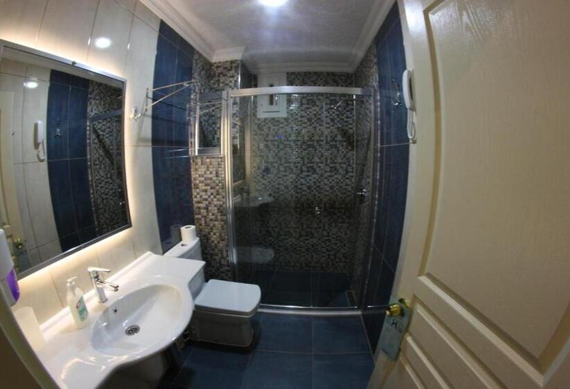 수피리어 트리플룸 바다 전망, Billurcu