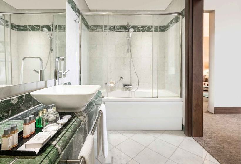 سوییت اجرایی, Celik Palace Convention Center Thermal Spa