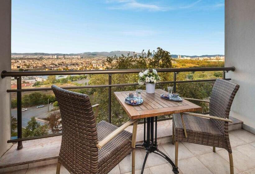 سوییت لوکس, Celik Palace Convention Center Thermal Spa