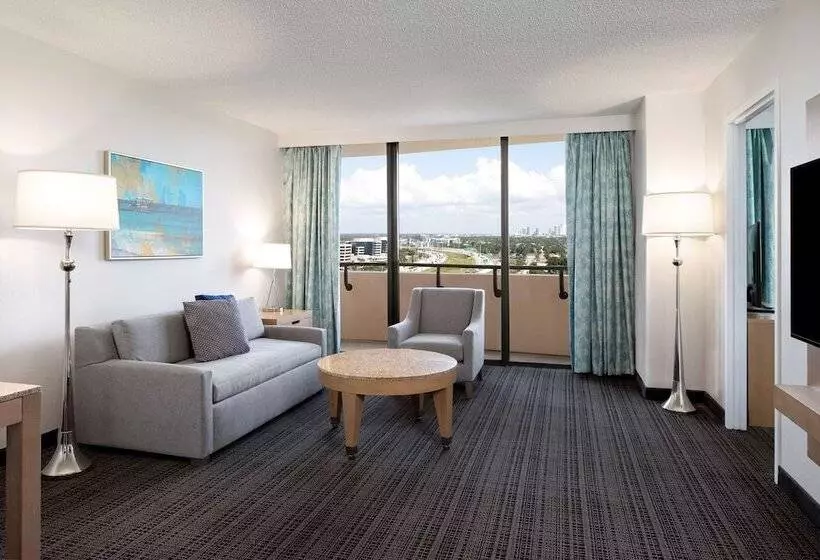 身障者適用スイートルーム, Embassy Suites By Hilton Tampa Airport Westshore