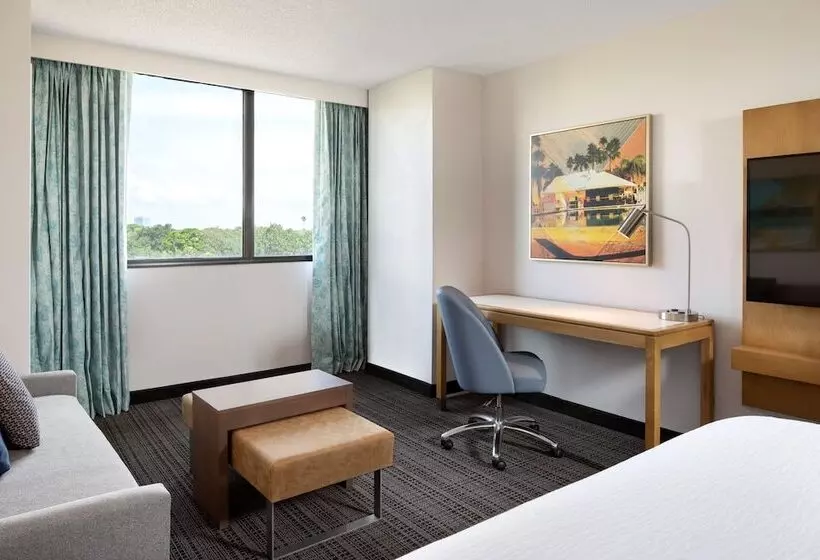 ダブルベッドのスタンダードスタジオ, Embassy Suites By Hilton Tampa Airport Westshore
