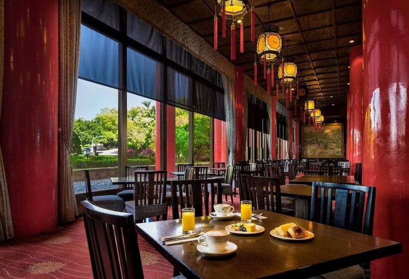 اتاق لوکس, The Grand