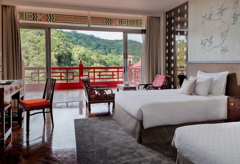 اتاق لوکس, The Grand