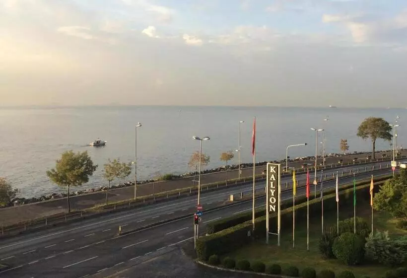 オーシャンビュージュニアスイート, Kalyon Hotel Istanbul