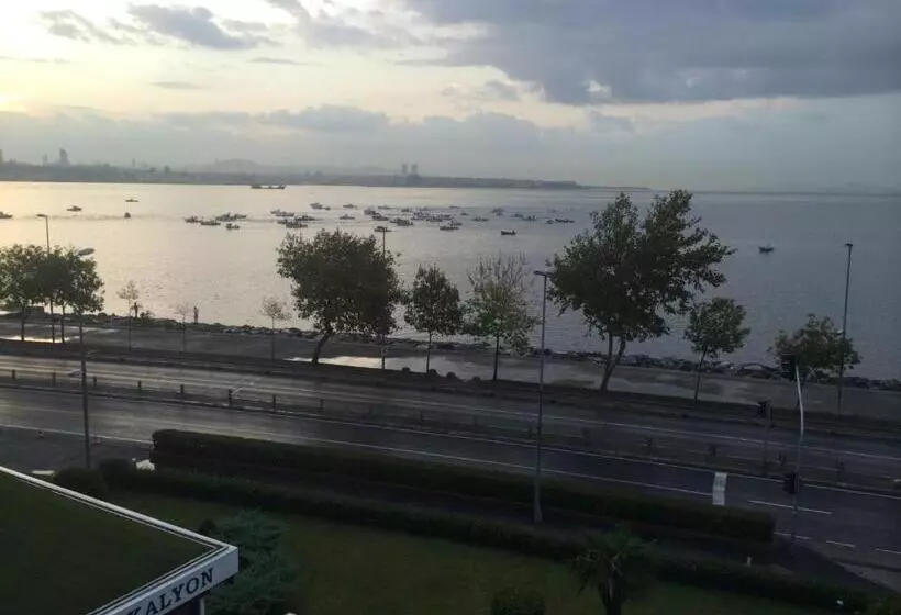オーシャンビュージュニアスイート, Kalyon Hotel Istanbul