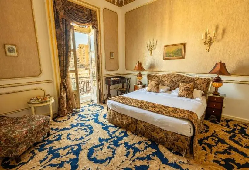 اتاق لوکس با چشمانداز دریا, Le Metropole