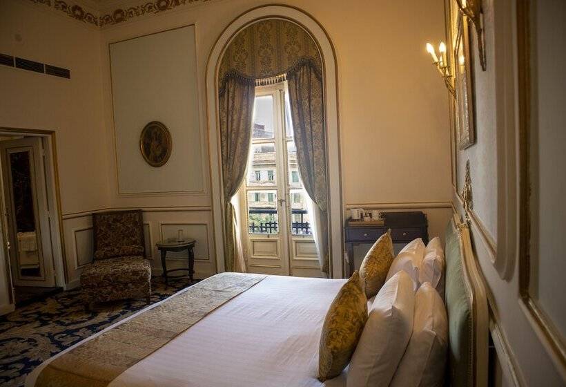 اتاق کلاسیک با چشمانداز شهر, Le Metropole