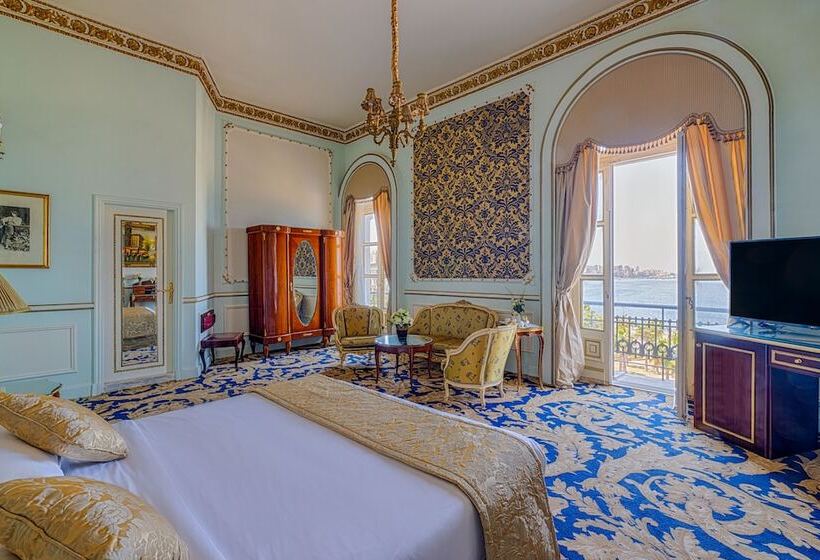 سوییت با چشمانداز دریا, Le Metropole