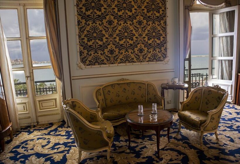 سوییت با چشمانداز دریا, Le Metropole