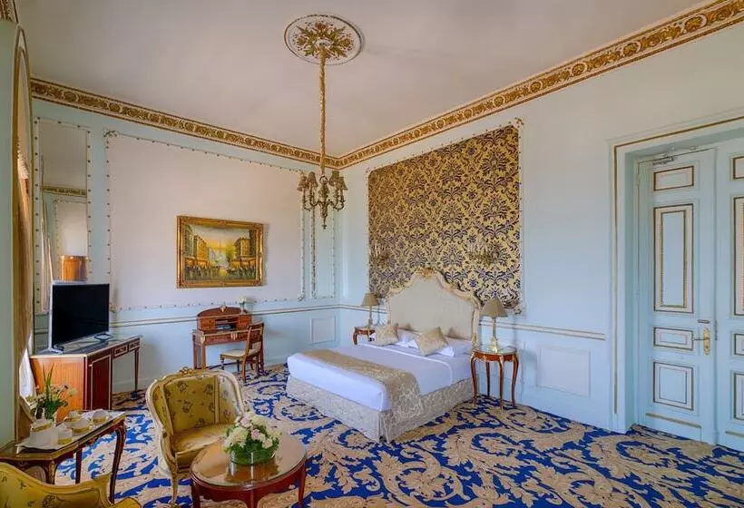 سوییت با چشمانداز دریا, Le Metropole