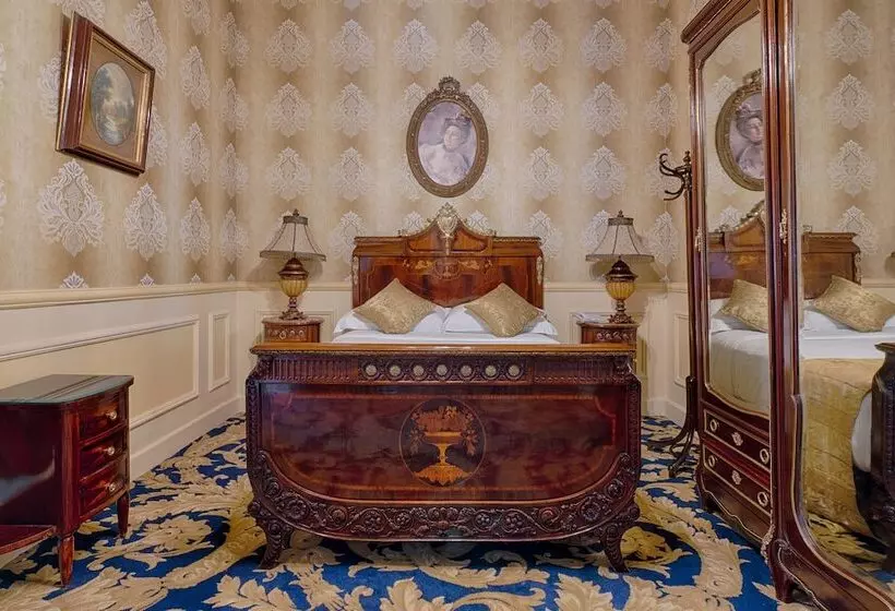 سوئیت رویال, Le Metropole