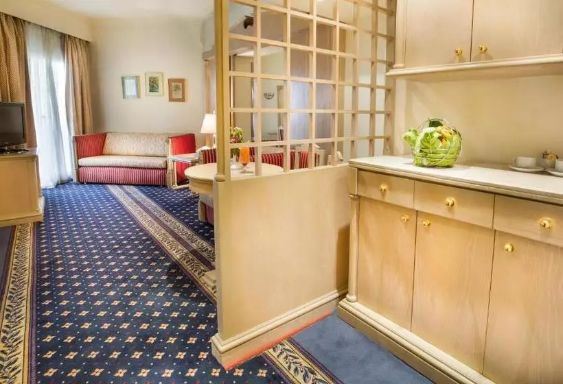 景色の見えるジュニアスイート, Pyramisa Hotel Luxor