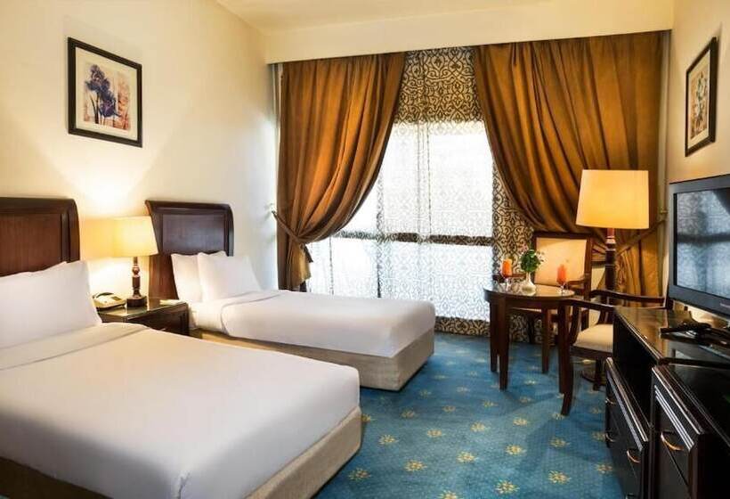 اتاق استاندارد یک تخته با چشم‌انداز شهر, Pyramisa Hotel Luxor