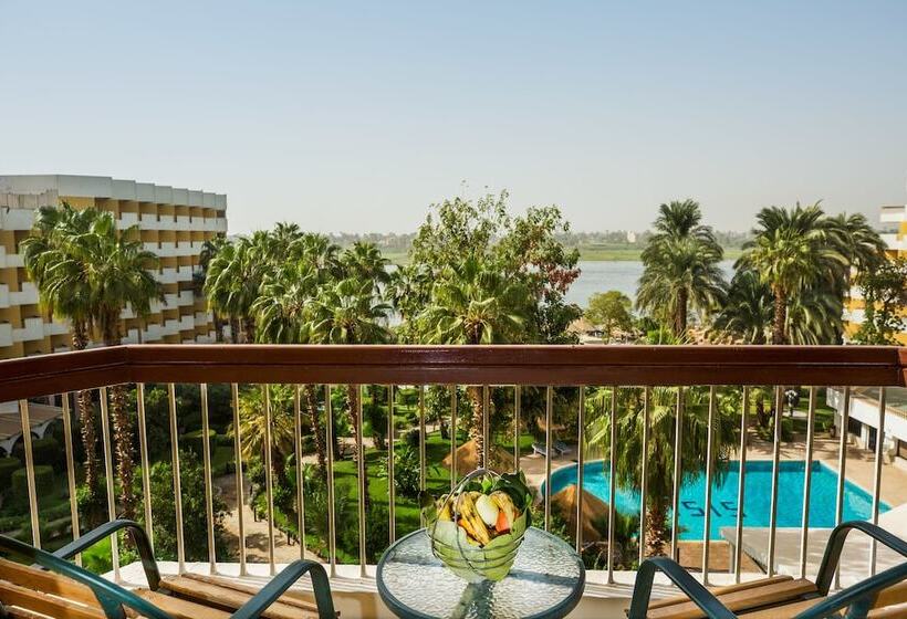 اتاق استاندارد سه نفره, Pyramisa Hotel Luxor