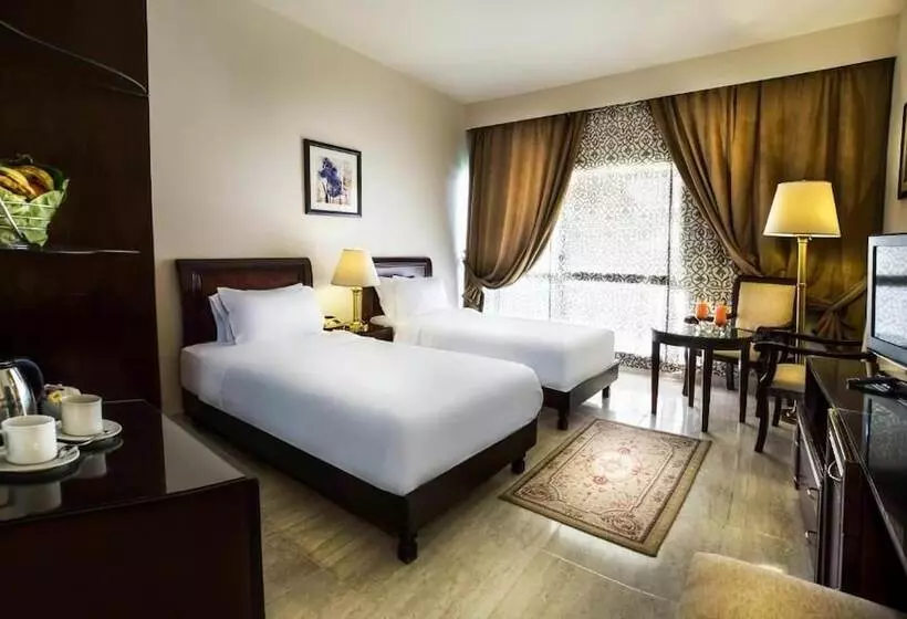 庭の見えるシングルルーム, Pyramisa Hotel Luxor
