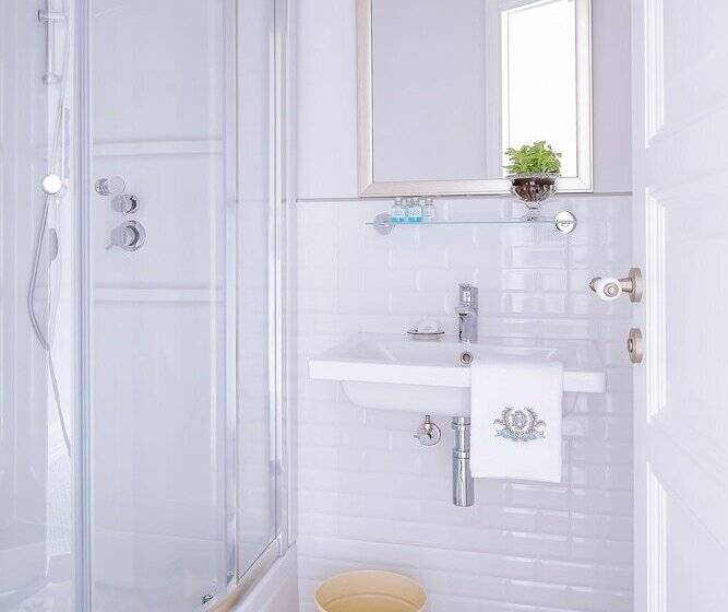 סוויטה, Splendid Palace