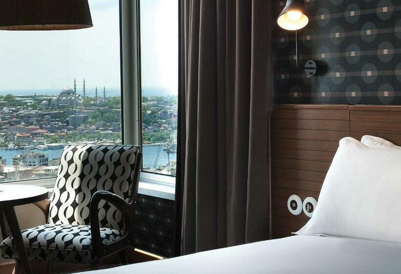 オーシャンビュースーペリアールーム, The Marmara Pera