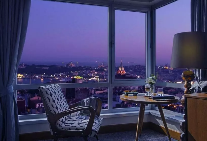 オーシャンビュースーペリアールーム, The Marmara Pera