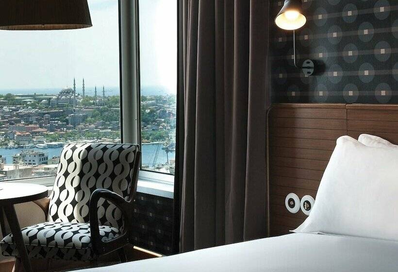 オーシャンビュースーペリアールーム, The Marmara Pera