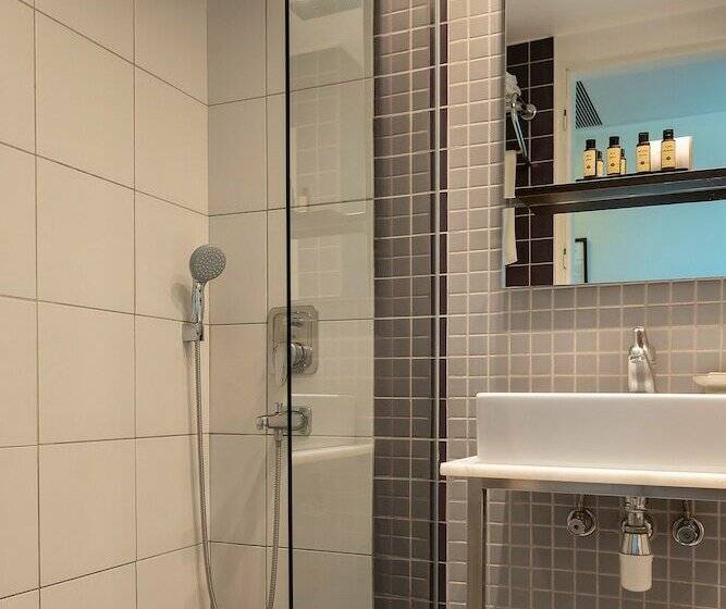 オーシャンビューのクラブルーム, The Marmara Pera