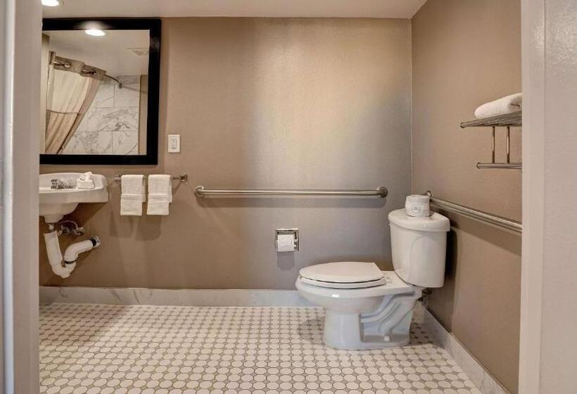 غرفة قياسية لذوى الاحتياجات الخاصة, Motel 6eureka, Ca Redwood Coast