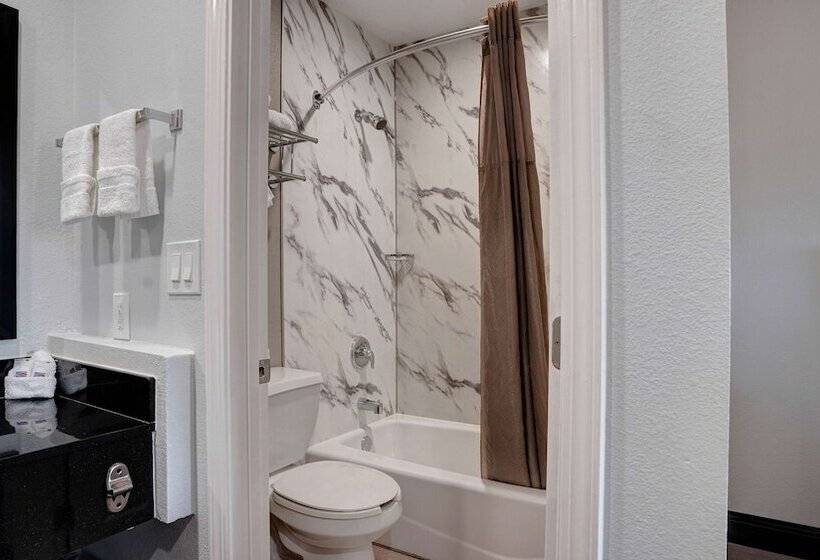 غرفة ديلوكس, Motel 6eureka, Ca Redwood Coast