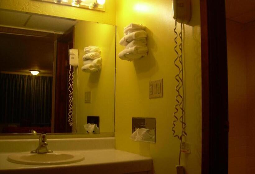 이코노미 룸, 83 Motel