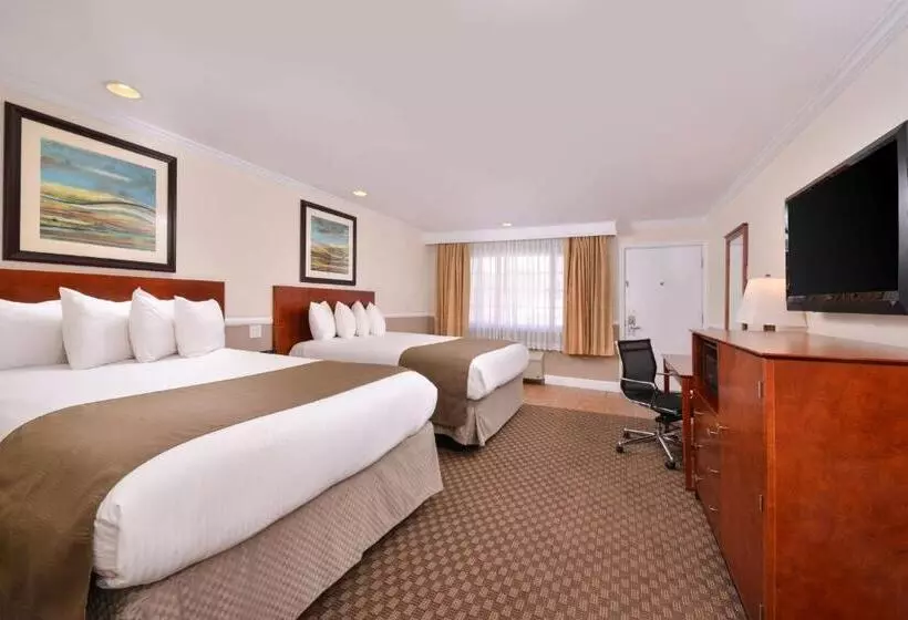 اتاق استاندارد با تخت دو نفره بزرگ برای معلولان, Best Western Capistrano Inn