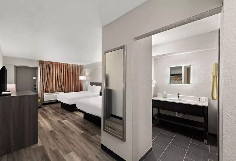 اتاق استاندارد با 2 تخت دوبل, Clarion Pointe Rhinelander Downtown