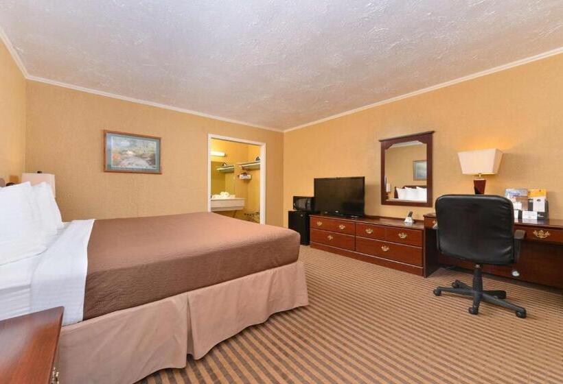 Номер Deluxe, Executive Plus Inn And Suites