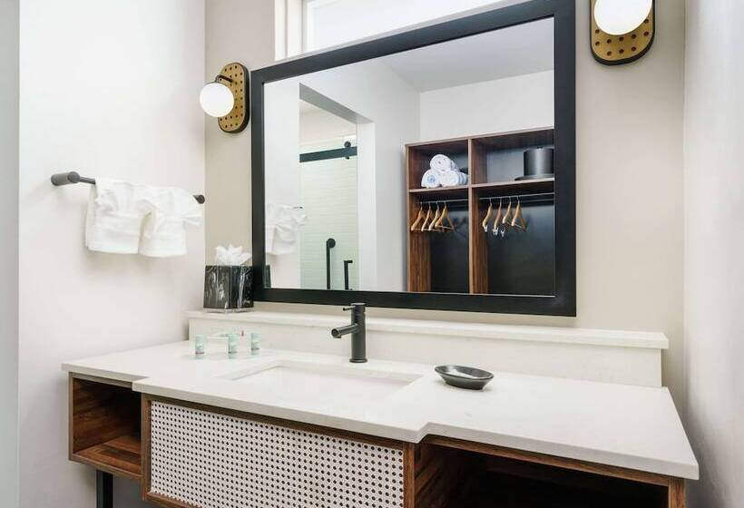 חדר סטנדרט מיטה זוגית, Hampton Inn Key West Fl
