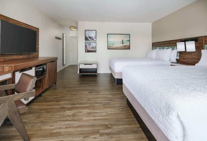חדר סטנדרט שתי מיטות זוגיות, Hampton Inn Key West Fl