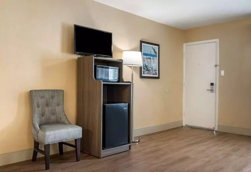 ２ダブルベッドのスタンダードルーム, Best Western Space Shuttle Inn