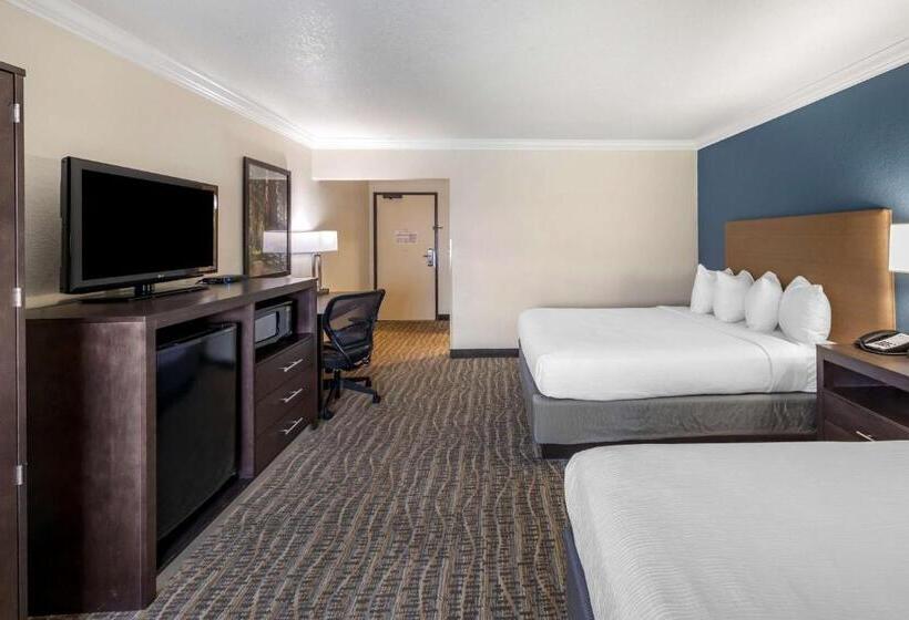 Номер Стандарт Адаптированный для Инвалидов, Best Western Town & Country Lodge