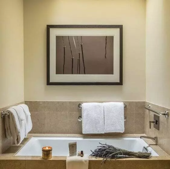 スイート, Carmel Valley Ranch, In The Unbound Collection By Hyatt