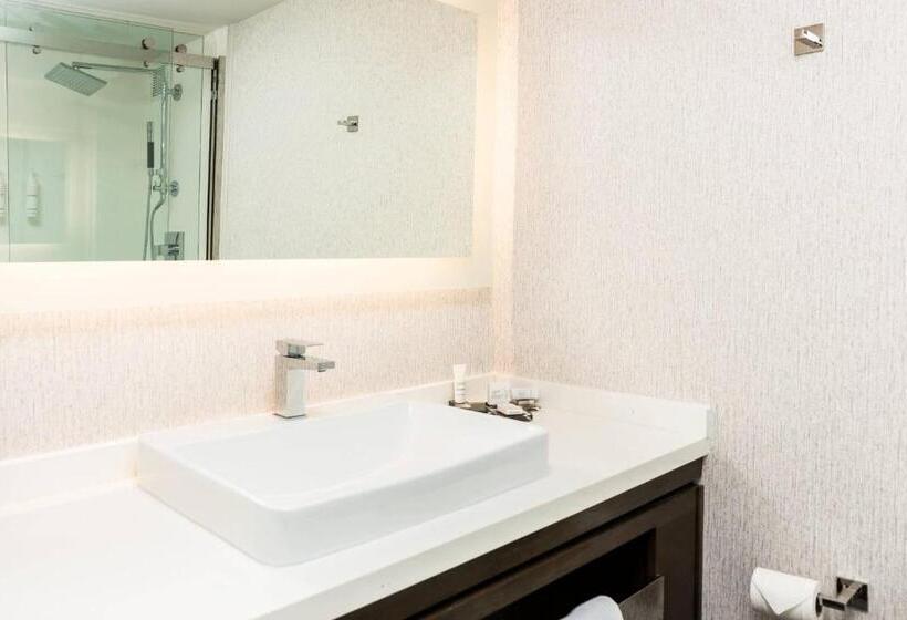 Quarto Estandar Cama King, Columbus Marriott